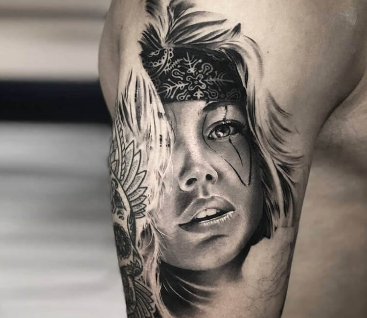 Girl face tattoo by Dani Ginzburg | Post 31531