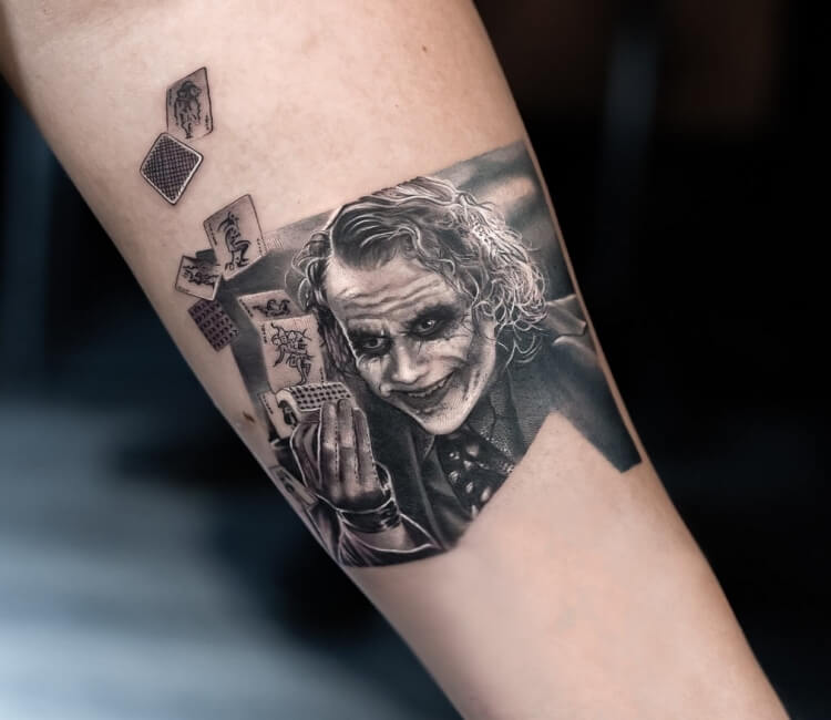 Joker tattoo by Dani Ginzburg | Post 31260