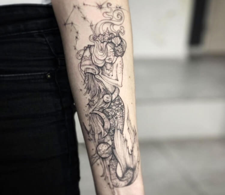 Mermaid Mucha-inspired thigh by Holly Azzara: TattooNOW