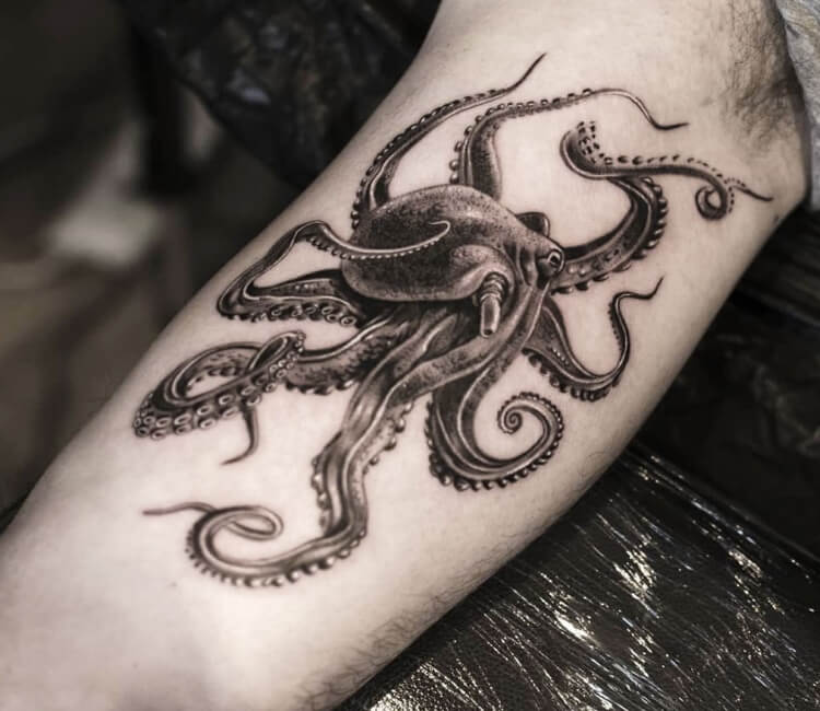 Octopus tattoo by Guillaume Martins | Post 32057