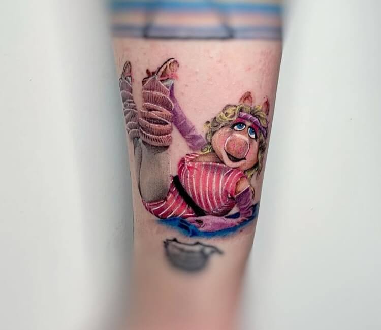 Miss Piggy tattoo by Bejt Tattoo  Photo 21692