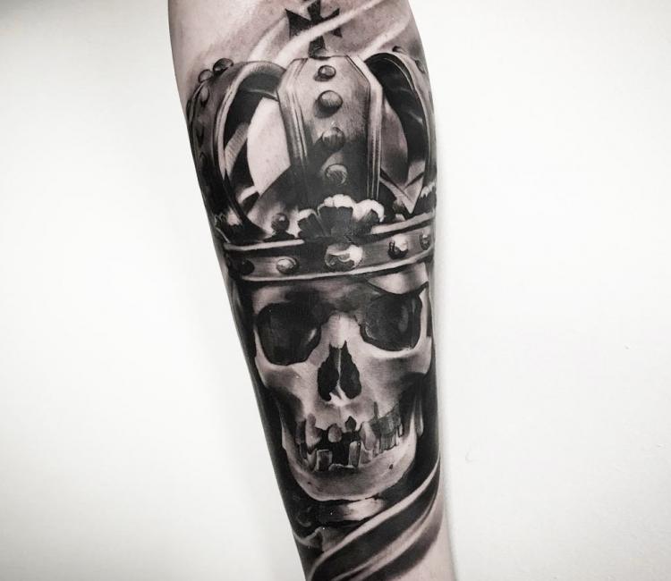 Skull with Crown Temporary Tattoo  EasyTatt