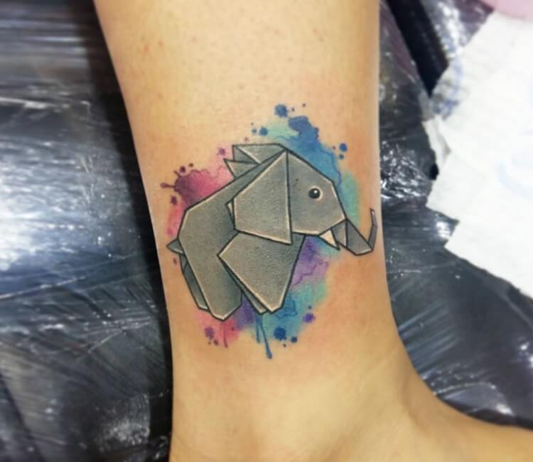 Origami elephant | Origami elephant tattoo, Geometric elephant tattoo, Elephant  tattoo design