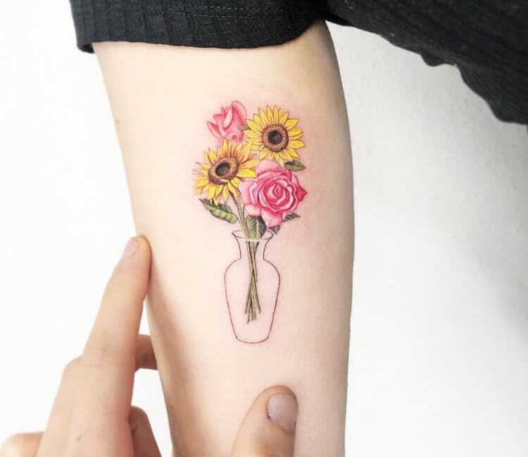 Buy DIGITAL FILE Sunflower and Roses Flower Tattoo Design Online in India   Etsy