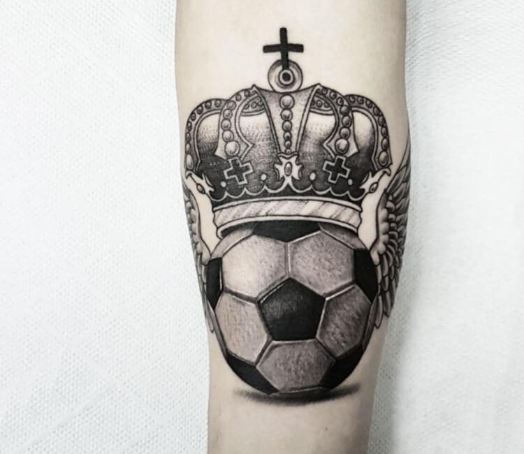 Top more than 71 leg football tattoo best - in.eteachers