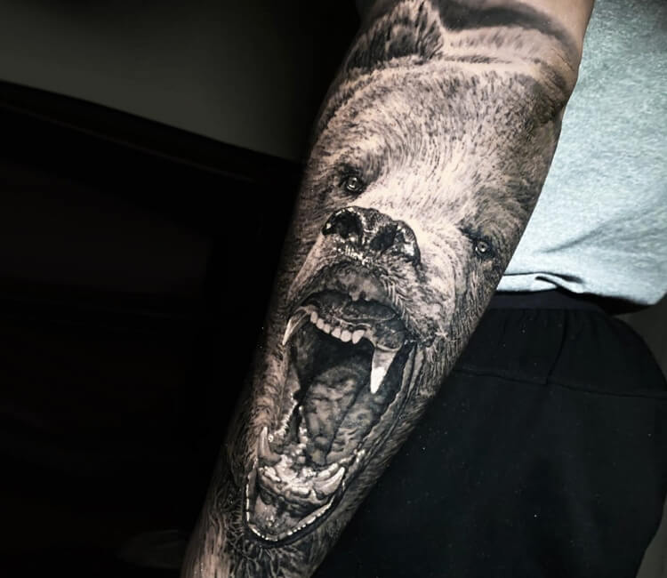 Bear tattoo by Steve Butcher | Post 30549