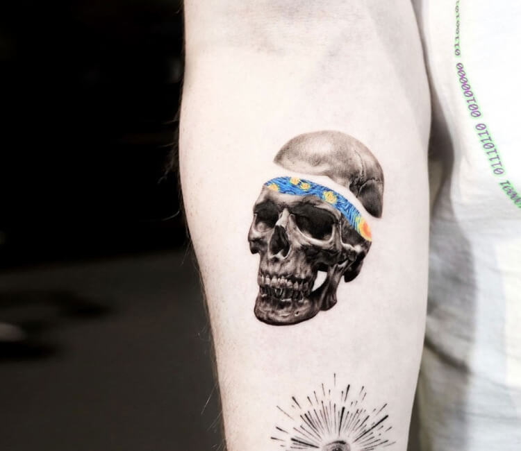 Skull tattoo by Tattooist Yeono | Post 32128