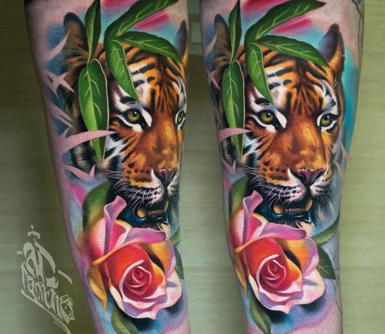 Tiger 🐅 and rose tattoo. 4ter sleeve HMU | By TattoosFacebook