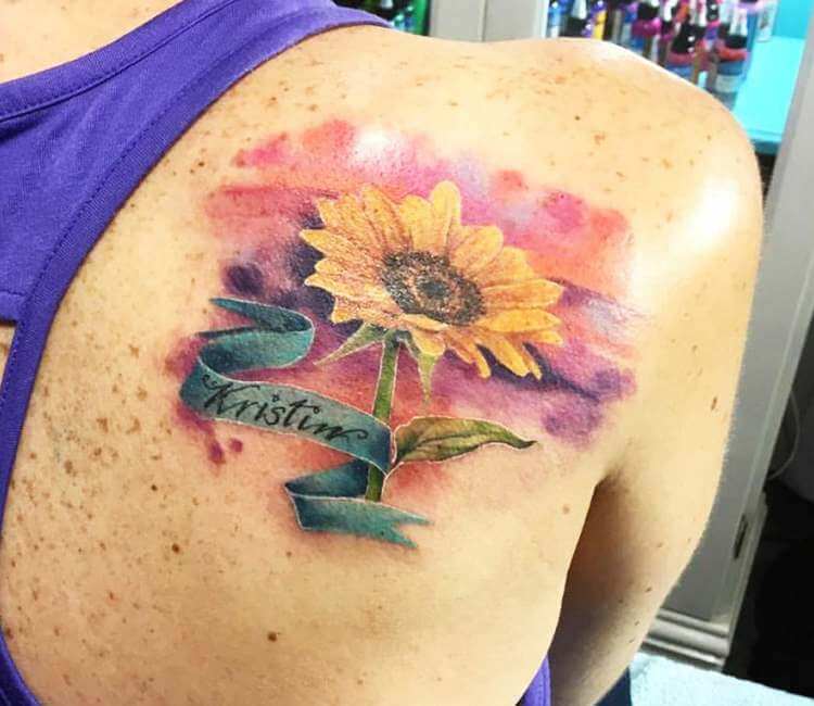 Sunflower Tattoos for Women - Ideas and Designs for Girls | Sunflower  tattoos, Sunflower tattoo shoulder, Sunflower tattoo sleeve