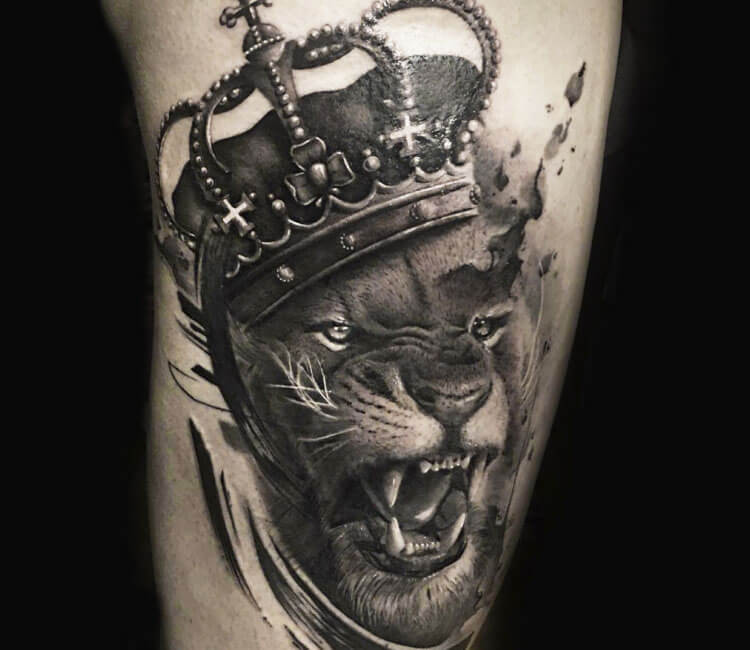 Lion king tattoo by Alberto Escobar | Post 29881
