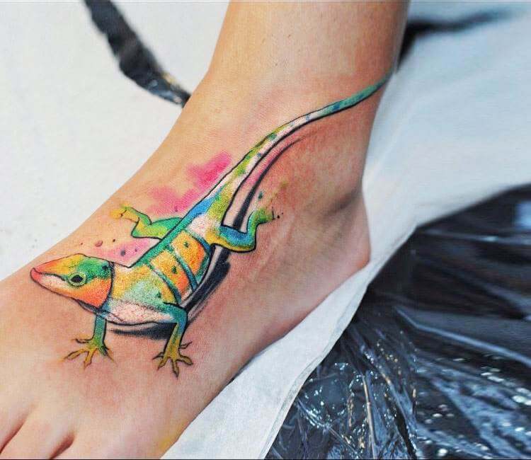 Masterpiece of Nature. Monitor Lizard in tattoo style - Tattoo Style -  Tapestry | TeePublic