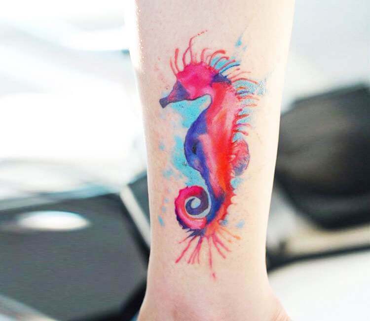 Seahorse tattoo by Aleksandra Katsan | Post 16927