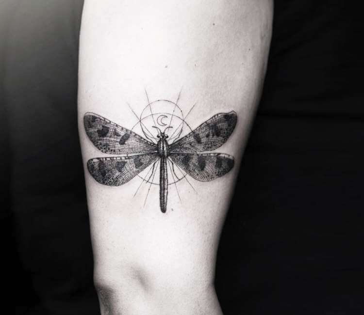 56 Artistic And Delicate Dragonfly Tattoo Ideas To Ink On The Body  Psycho  Tats