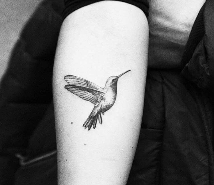 Hummingbird tattoo by Amanda Piejak | Post 17396