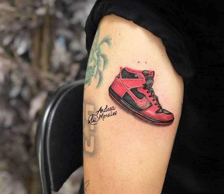 60 Nike Tattoo Designs für Männer  Athletic Sneaker Ink Ideen  Mann Stil   Tattoo  Nike tattoo Tattoo designs men Tattoo designs
