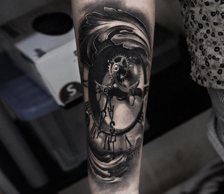 Clock Tattoo Designs  30 Incredible Collections  Design Press