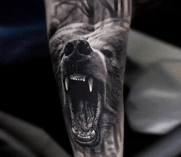 Grizzly bear tattoo by Andrey Stepanov | Post 27666