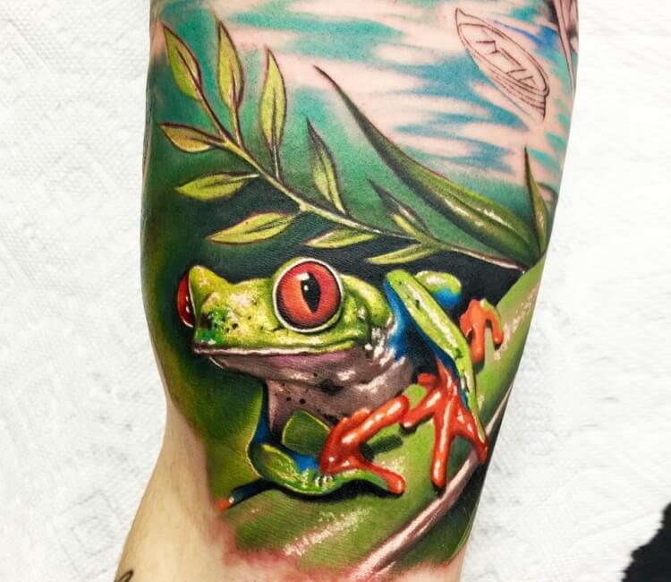 Beautiful Colors  Red Eyed Tree Frog and Flowers an Add On Done by Ricky  TNT  By Two Guns Tattoo Bali  Facebook