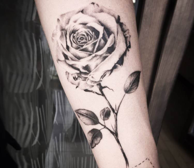 Finally Finished! 🖤 My First Time Doing A Realistic Rose Tattoo On Fa... | Rose  Tattoo | TikTok