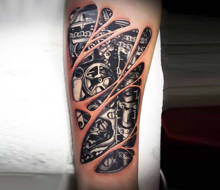 Biomechanical tattoo by Bekker Konstantin
