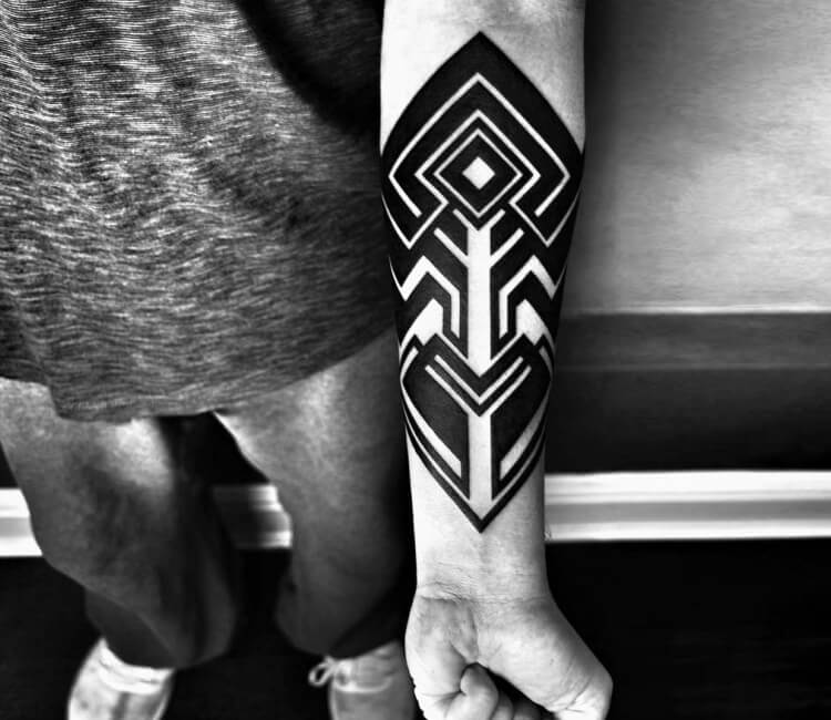 From Arm to Leg: Meaningful Men's Tattoos Explored – Best Tattoo Shop In  NYC | New York City Rooftop | Inknation Studio