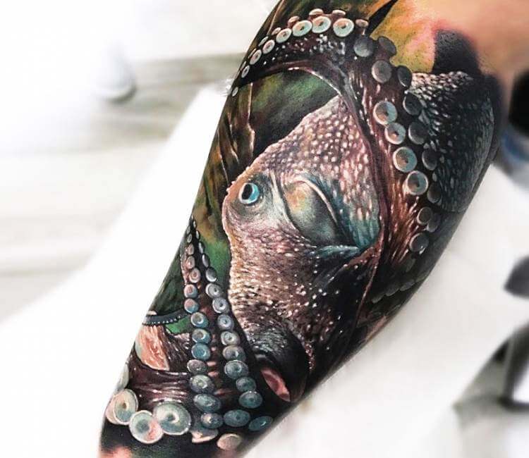 Fallen Sparrow Tattoos on Twitter This astonishing piece was made by our  talented tattoo artist barythaya a while ago  Were fascinated by every  detail of this realistic octopus design What do
