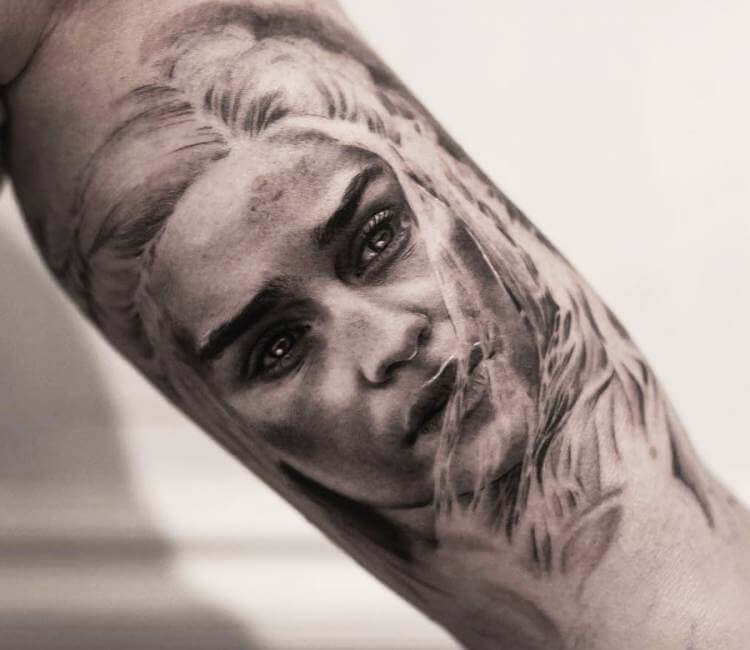 NO SPOILERS] Fire and Blood, tattoo art by Gustavo Takazone | Blood tattoo, Targaryen  tattoo, Gaming tattoo