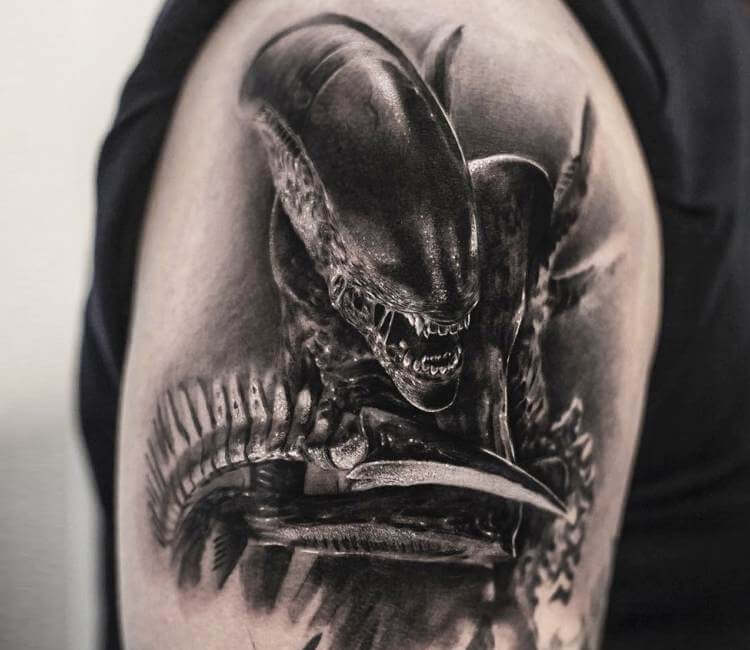 Xenomorph Alien tattoo by Bro Studio