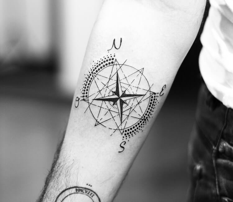 Explore the 44 Best compass Tattoo Ideas (2021) • Tattoodo