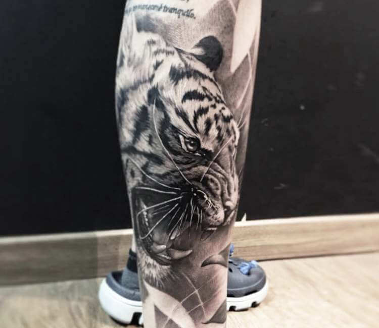 tiger tattoo – Sydney Aaliyah Michelle