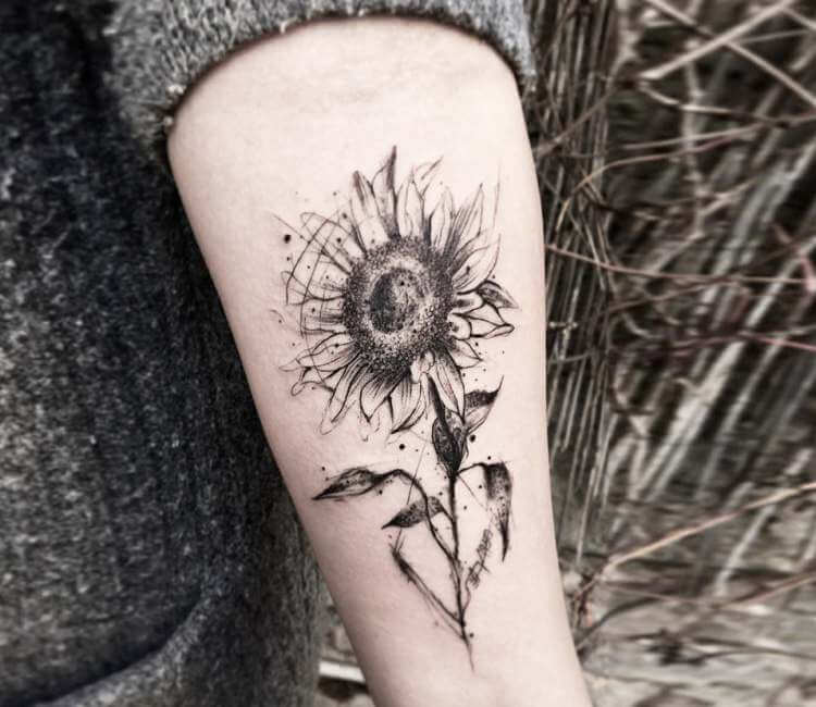 Sketch Sunflower Semi-Permanent Tattoo