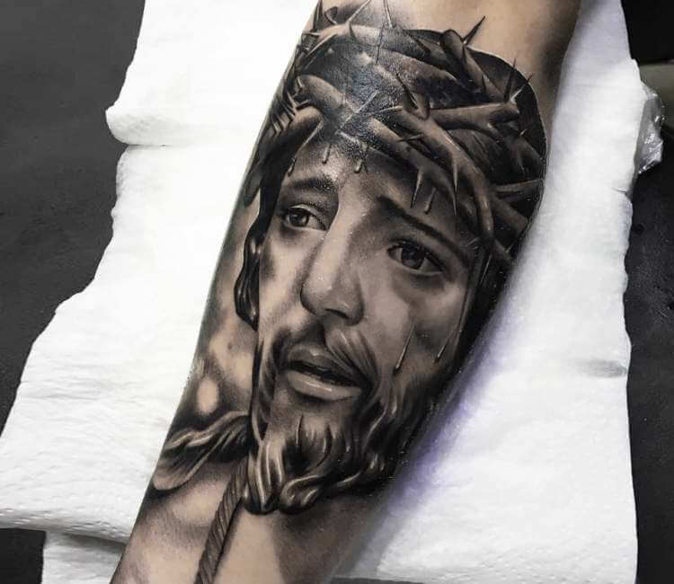 traditional jesus tattoo by Frank Mcmanus : Tattoos