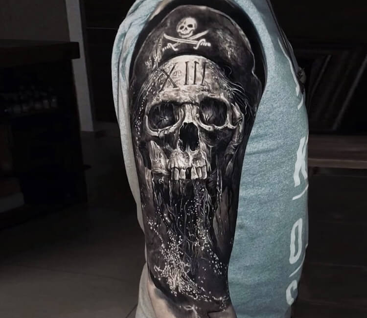 Painted Temple  Tattoos  Skull  Walt Watts Pirate Skull