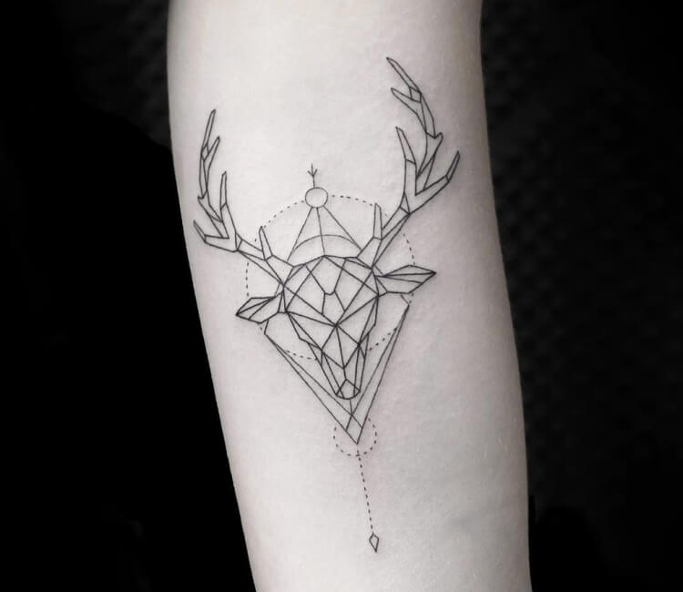 Geometric deer, custommade design 🦌... - Dark Crow Tattoo | Facebook