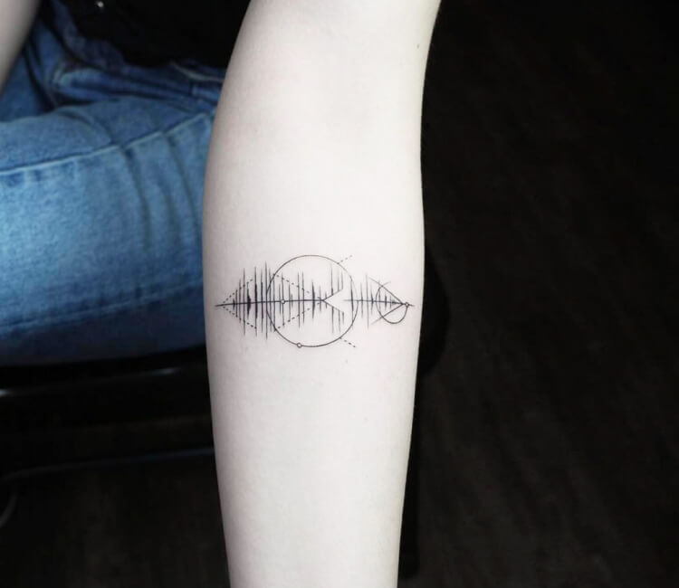 Nancy Abraham Tattoos  Sound wave tattoo Waves tattoo Tattoos