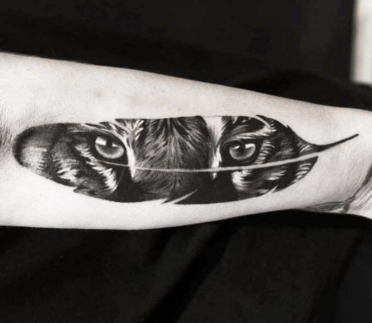 Eyes Of Tiger Tattoo By Guillaume Martins Post