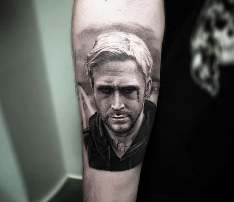 Celebritattoo  Ryan Gosling  Is supposed to be a monsters hand