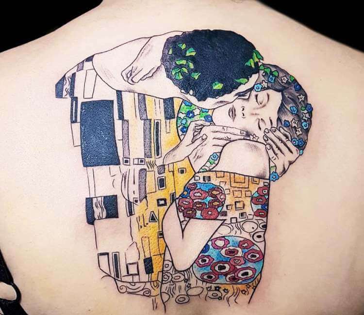 Gustav Klimts the kiss by Amy Pate of Providence Tattoo In love with this   rtattoo