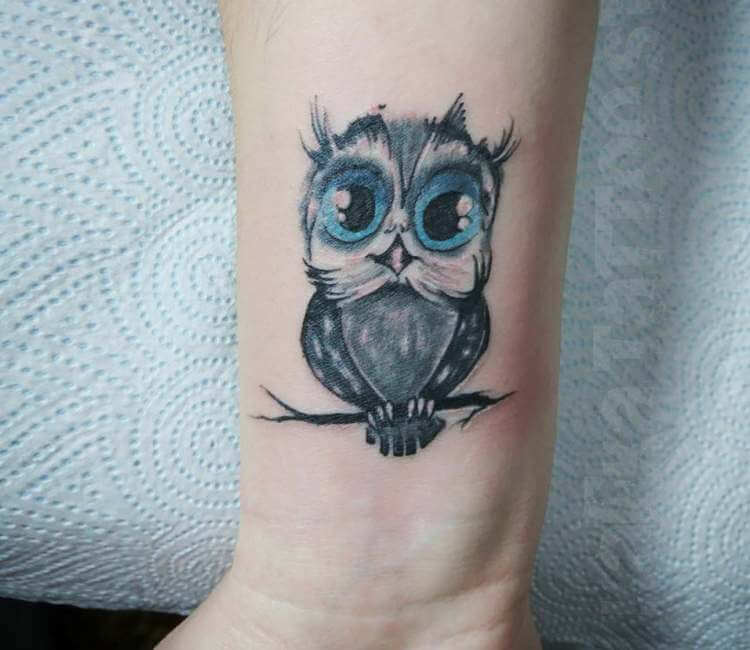 Tattoo uploaded by Paddy • #owl #owltattoo #owltattoos #small #smalltatto  #smalltattoos #girltattoo #girl #color #colortattoo #colortattoos #colours  #colourtattoo #cute #cutetattoo #cutetattoos #heilbronn • Tattoodo