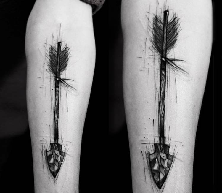 Arrow tattoo by Kamil Mokot | Post 20486