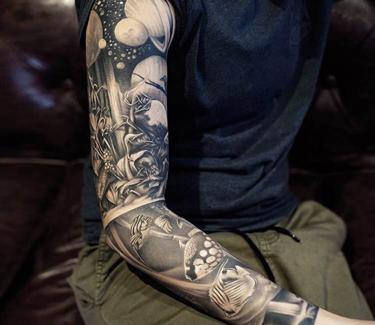 Japanese Tattoo Sleeve. Black and Grey style.