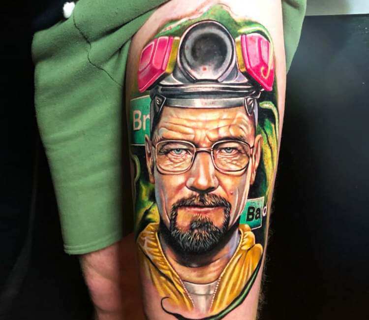 Walter WhiteHeisenberg tattoo tattoo BreakingBad tatuaggio ink  bryancranston heisenberg walter  Tatuagem Tatuagens aleatórias  Tatuagens impressionantes
