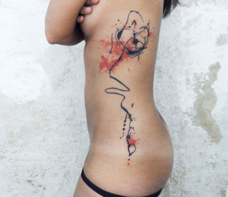 Abstract tattoo by Lina Tattoo Art