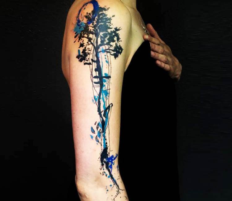 ABSTRACT LEG | GÖRMEX | Blackwork Tattoo Artist London, UK
