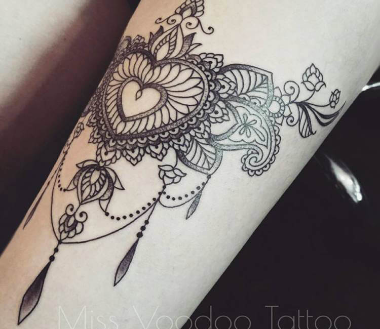 Jewelry tattoo by Miss Voodoo Tattoo | Post 14636