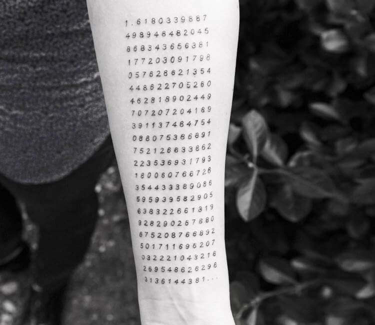 Tattoo uploaded by Xavier • Handpoked golden ratio tattoo by Anya  Barsukova. #AnyaBarsukova #handpoke #minimalist #geometry #goldenratio •  Tattoodo