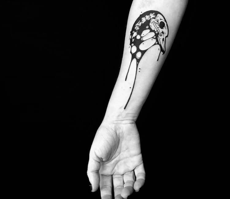 Black Swan tattoo by Roy Tsour | Post 29700