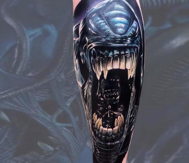 Xenomorph Alien tattoo by Bro Studio | Post 18828 | Alien tattoo, Aliens  movie tattoo, Predator tattoo