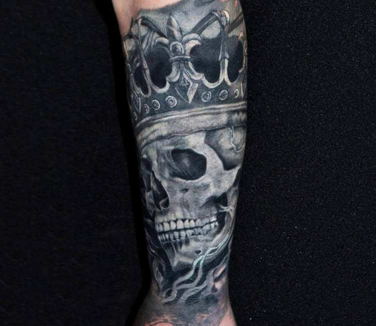 king skull tattoo designs