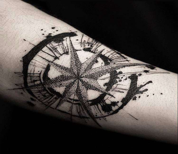 Compass tattoo by Tattooer Nadi | Post 15643